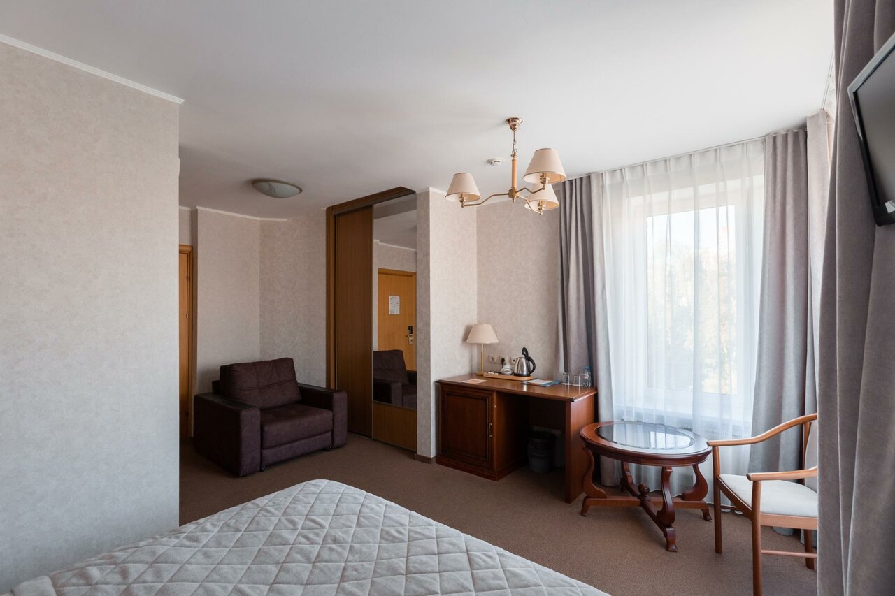 Гостиница Октябрьская Екатеринбург-196