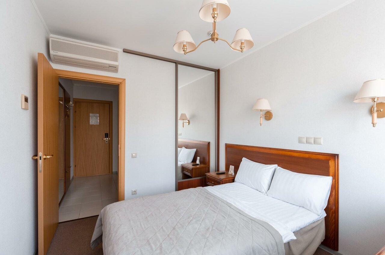 Гостиница Октябрьская Екатеринбург-185