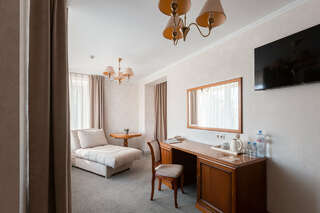 Гостиница Октябрьская Екатеринбург Люкс-3