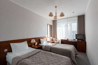 Гостиница Октябрьская Екатеринбург Двухместный номер с 2 отдельными кроватями-1